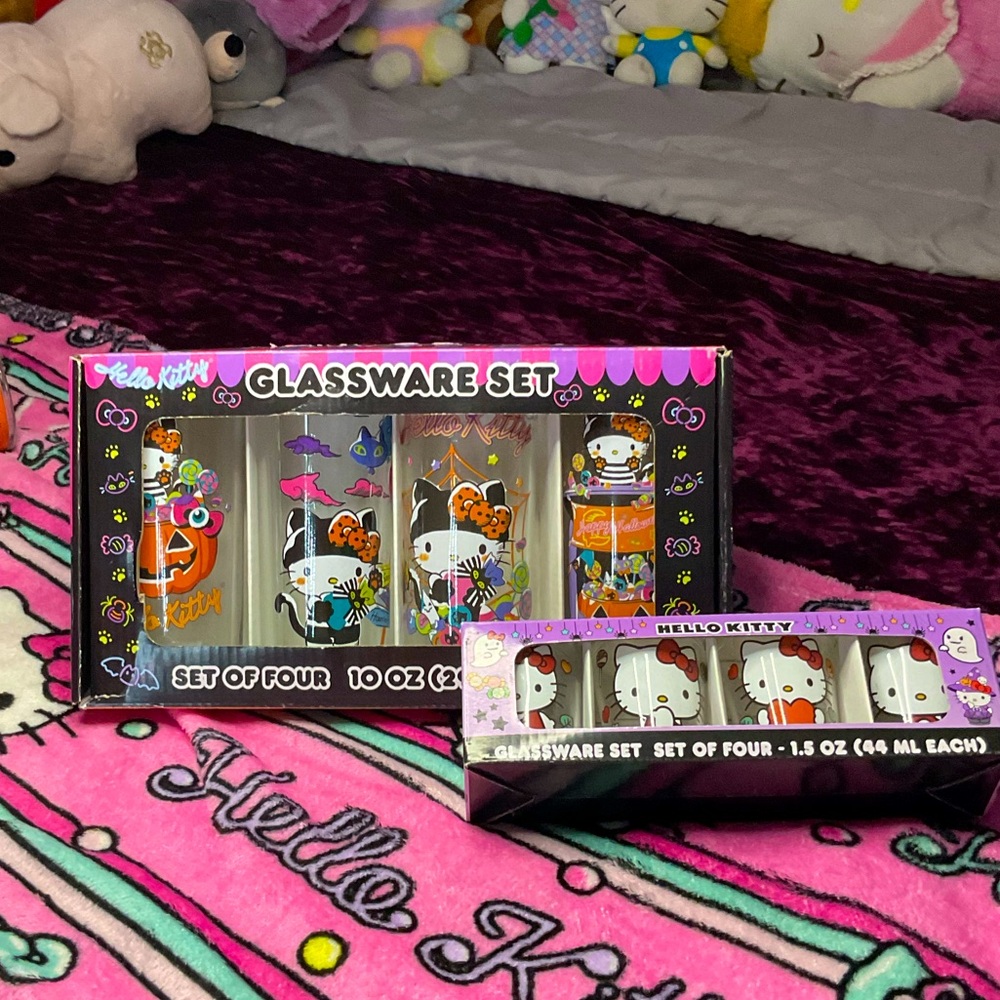 Bundle! Halloween Hello Kitty Cups & Shot Glasses